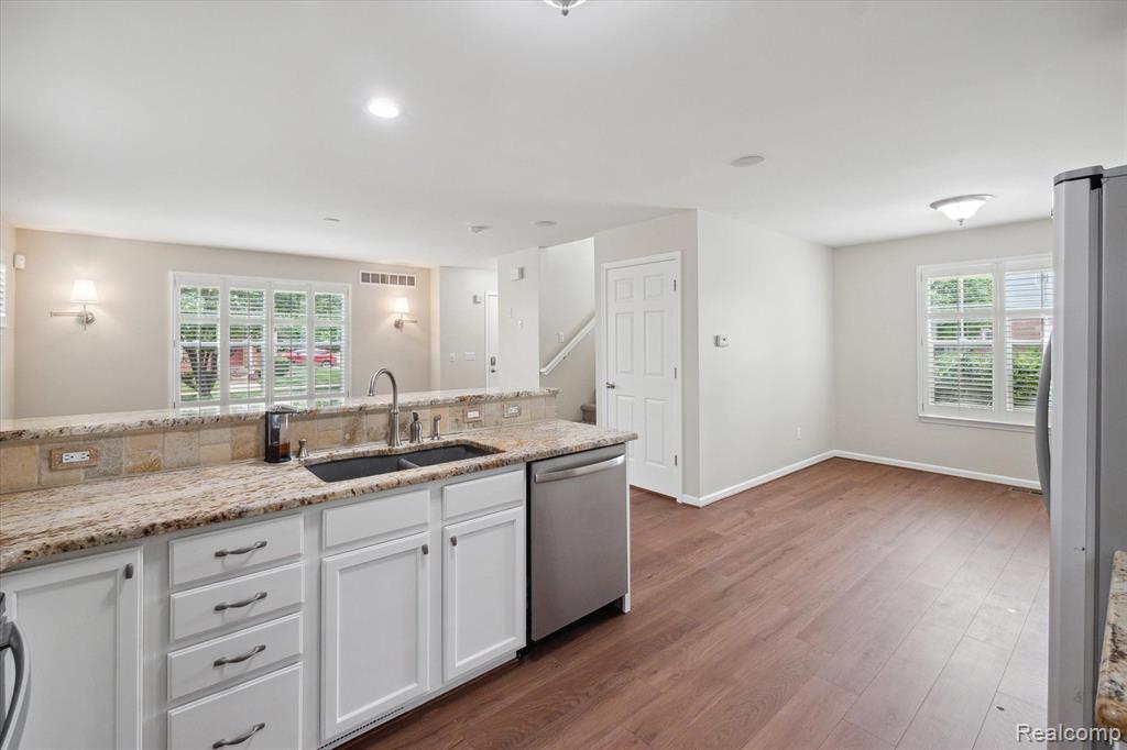 4305 ARETHA Avenue, Detroit, MI 48201 — Photo 13