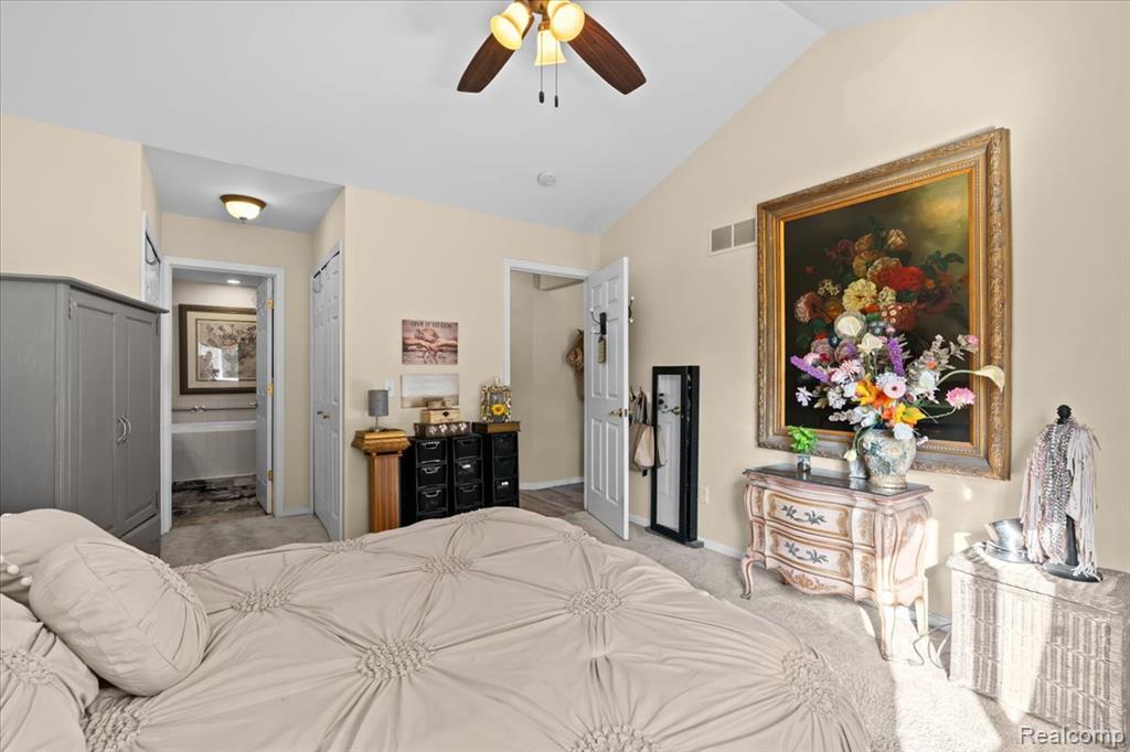 5352 Pine Needle Drive, Grand Blanc, MI 48439 — Photo 16