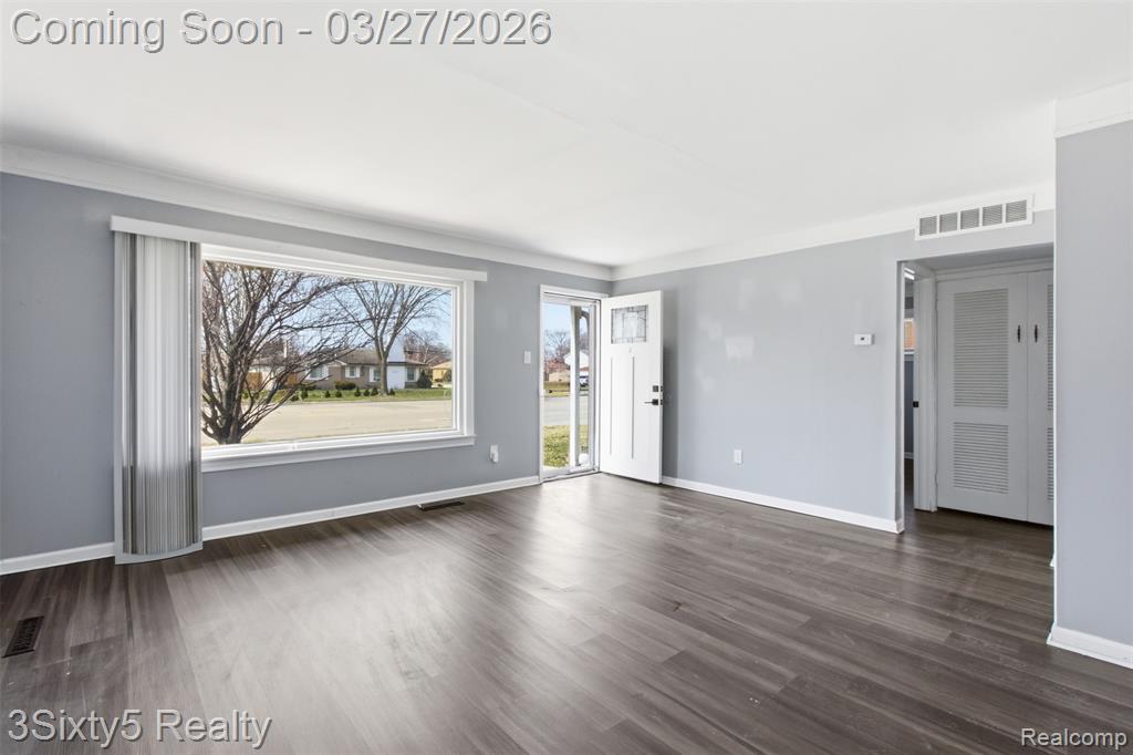 21950 Coolidge Highway, Oak Park, MI 48237 — Photo 4