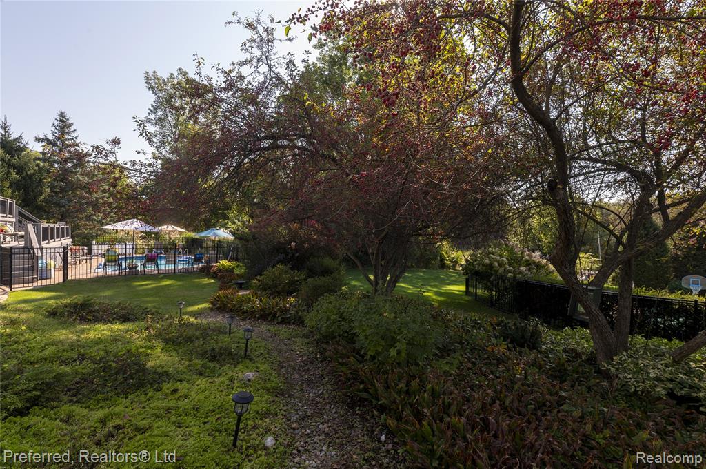 9350 Colony Farm Court, Plymouth, MI 48170 — Photo 64