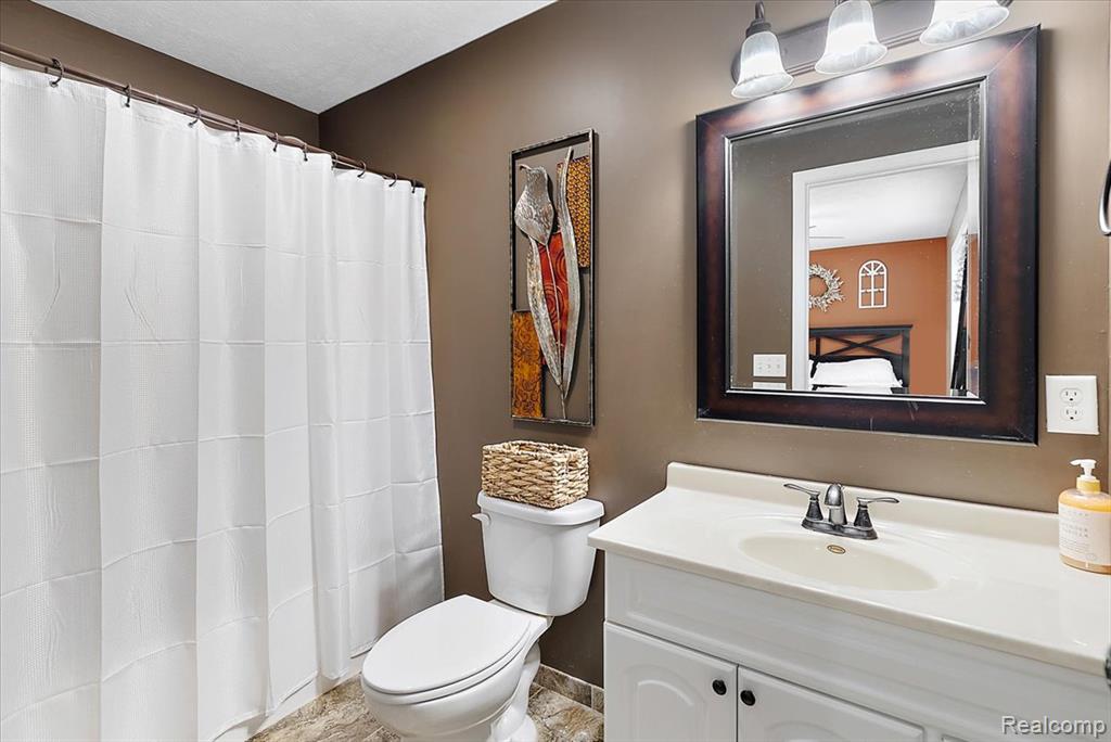 3249 Centennial Oak Drive, Hamilton, MI 49419 — Photo 13