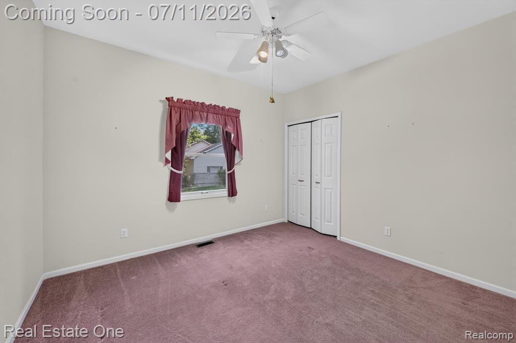 5128 Queensway, Howell, MI 48843 — Photo 32