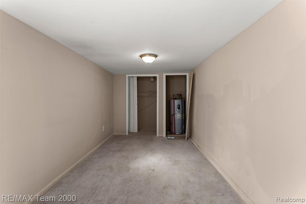 47461 VANKER Avenue, Shelby Twp, MI 48317 — Photo 22