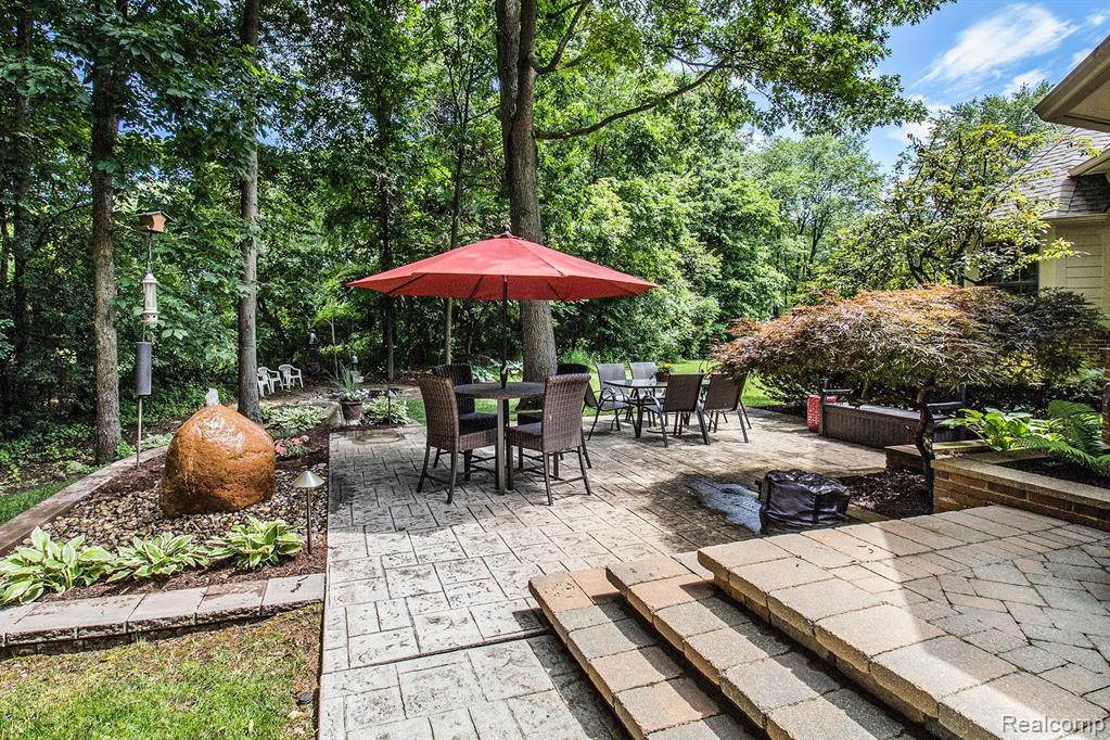 5259 PINEWOOD Drive, Brighton, MI 48116 — Photo 52