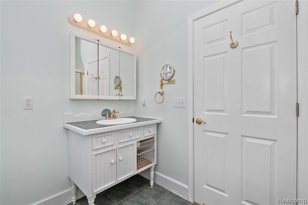 1382 Nita, Pinckney, MI 48169 — Photo 49