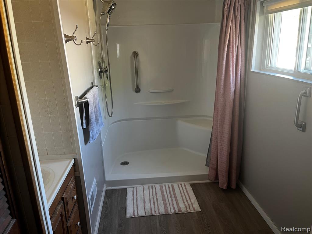 3594 N Lapeer Road, Lapeer, MI 48446 — Photo 15