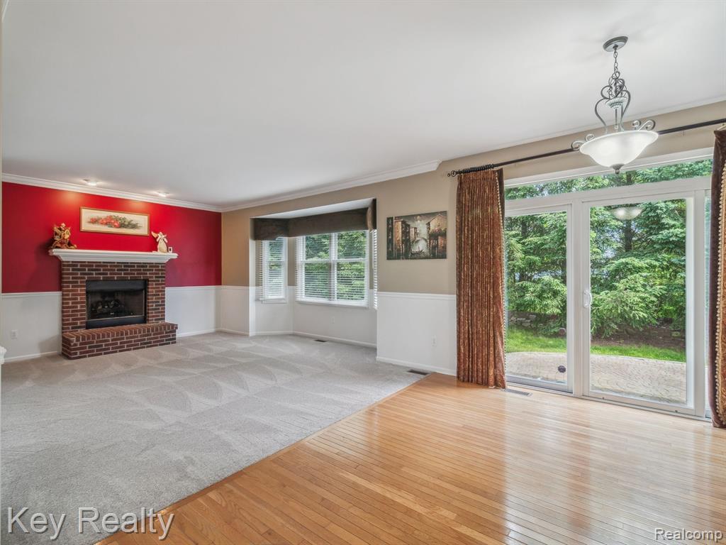 50424 LIVINGSTON Drive, Northville, MI 48168 — Photo 12