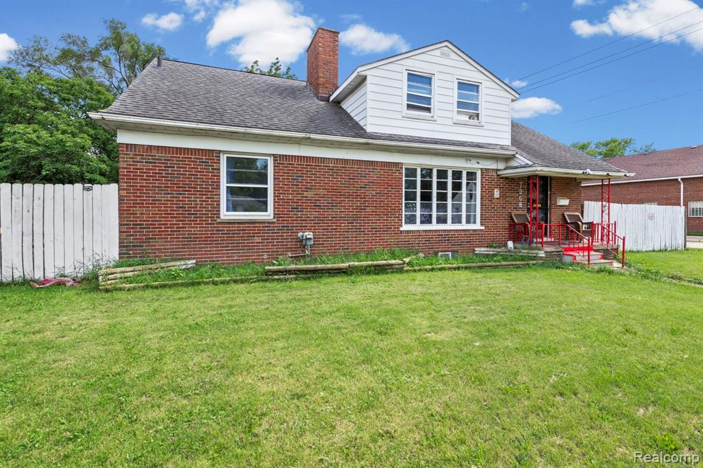 7208 Jackson Avenue, Warren, MI 48091 — Photo 4