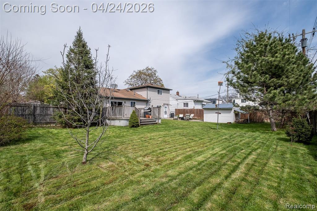 51 Hamata Avenue, Hazel Park, MI 48030 — Photo 38