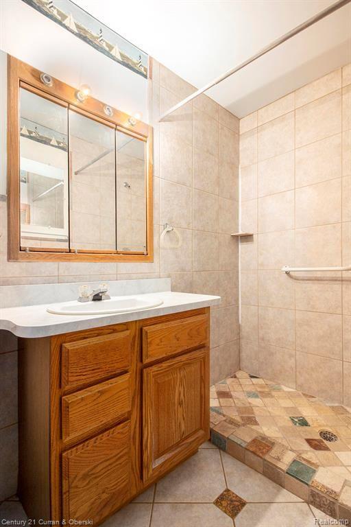 657 LANE Drive, Jackson, MI 49201 — Photo 11