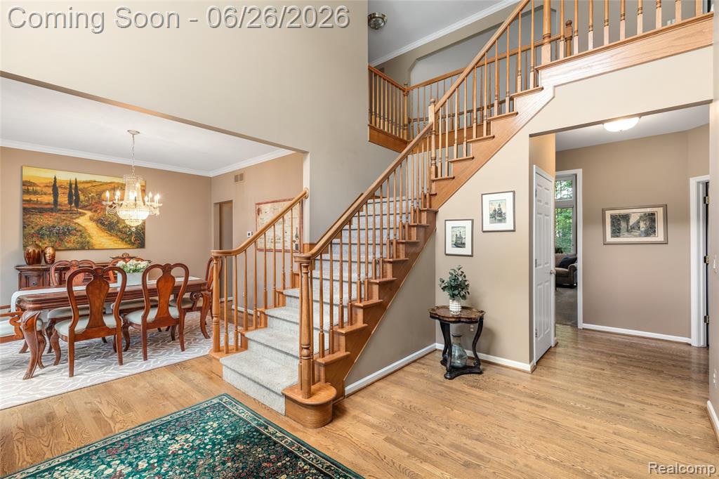 2176 Oakwood Drive, Troy, MI 48085 — Photo 4