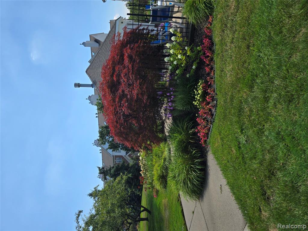 1655 Campau Farms Circle, 25, Detroit, MI 48207 — Photo 7