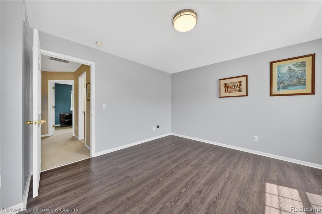 28294 Cottage Lane, New Hudson, MI 48165 — Photo 30