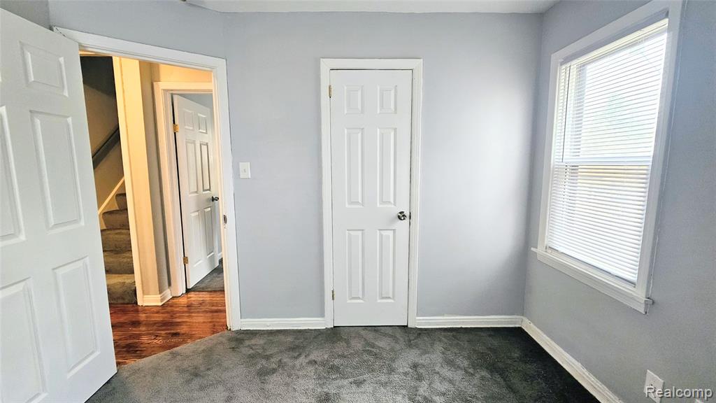10001 Winthrop Street, Detroit, MI 48227 — Photo 16