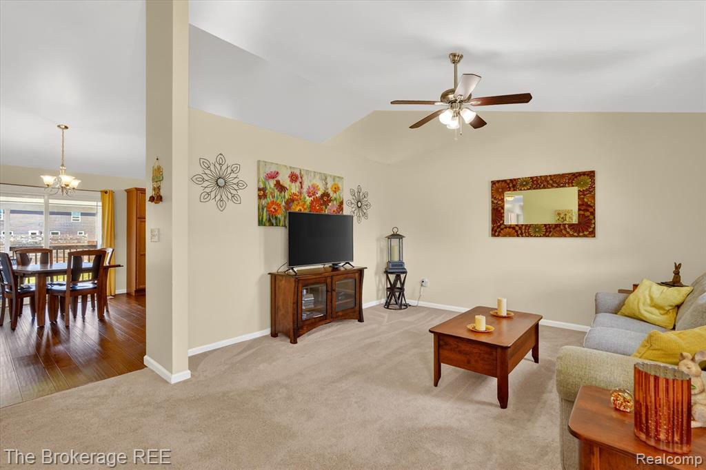 2092 Brier Crest Drive, Davison, MI 48423 — Photo 7