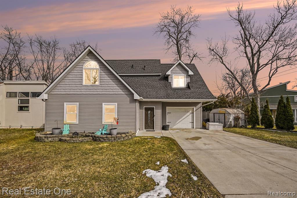 2061 Rosedale Drive, West Bloomfield, MI 48324 — Photo 26