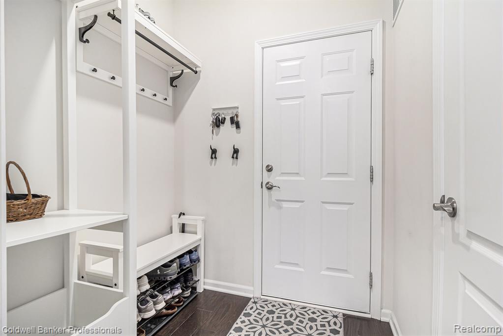 2850 Fairgrove Crescent Drive, Ann Arbor, MI 48108 — Photo 12
