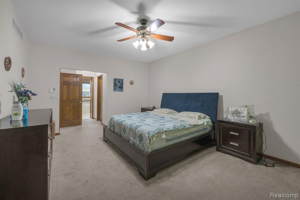 43746 Via Antonio Drive, Sterling Heights, MI 48314 — Photo 20