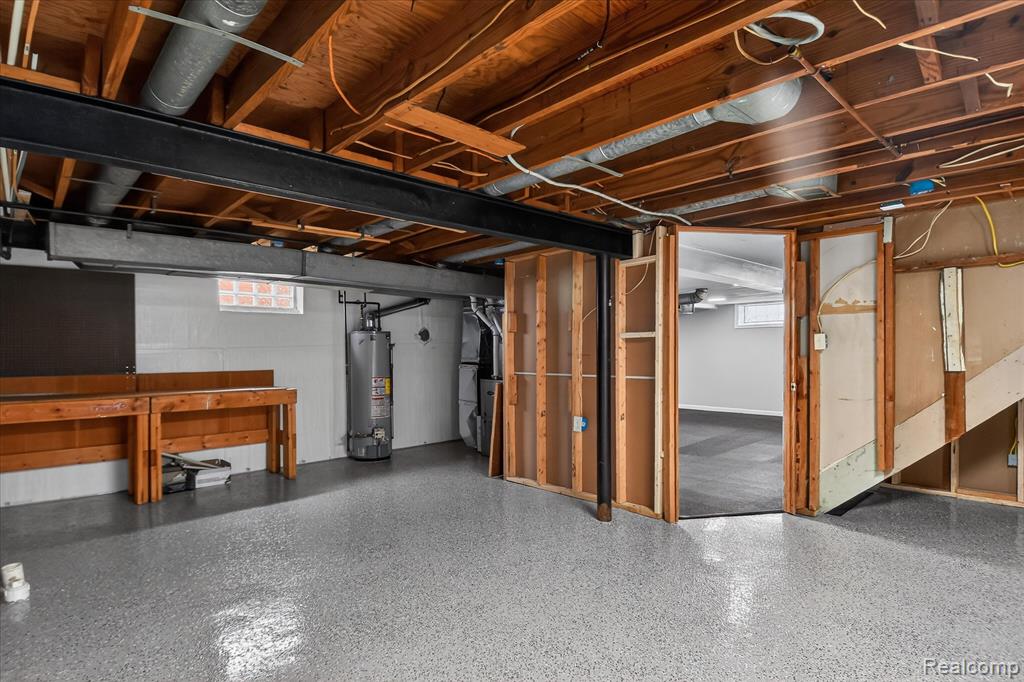830 Mapleknoll Avenue, Madison Heights, MI 48071 — Photo 31