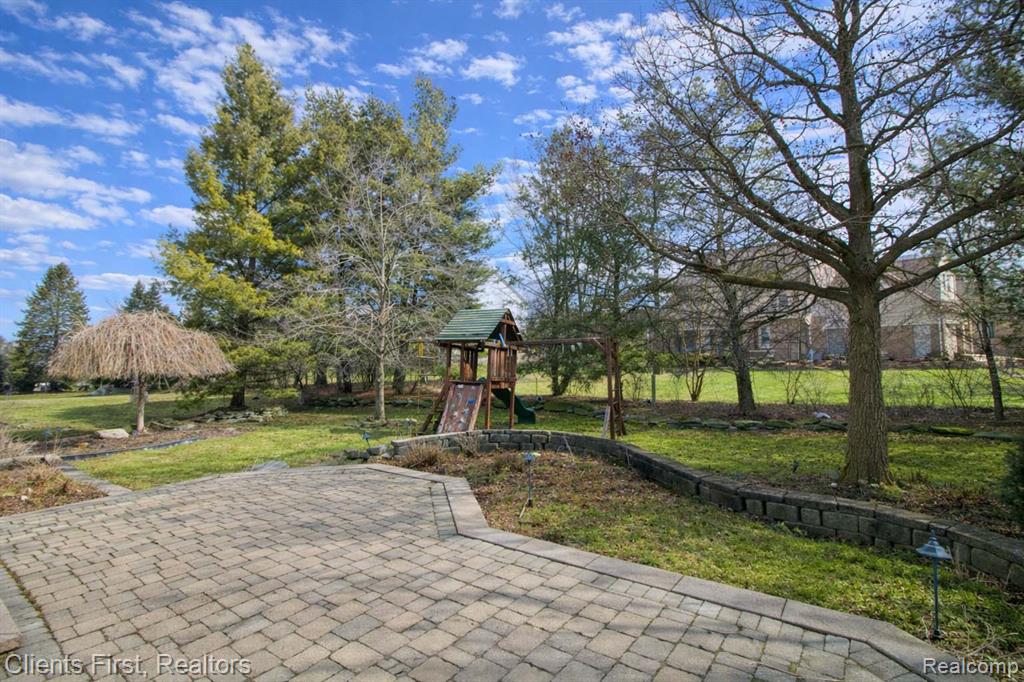 48318 Manhattan Circle, Canton, MI, 48188