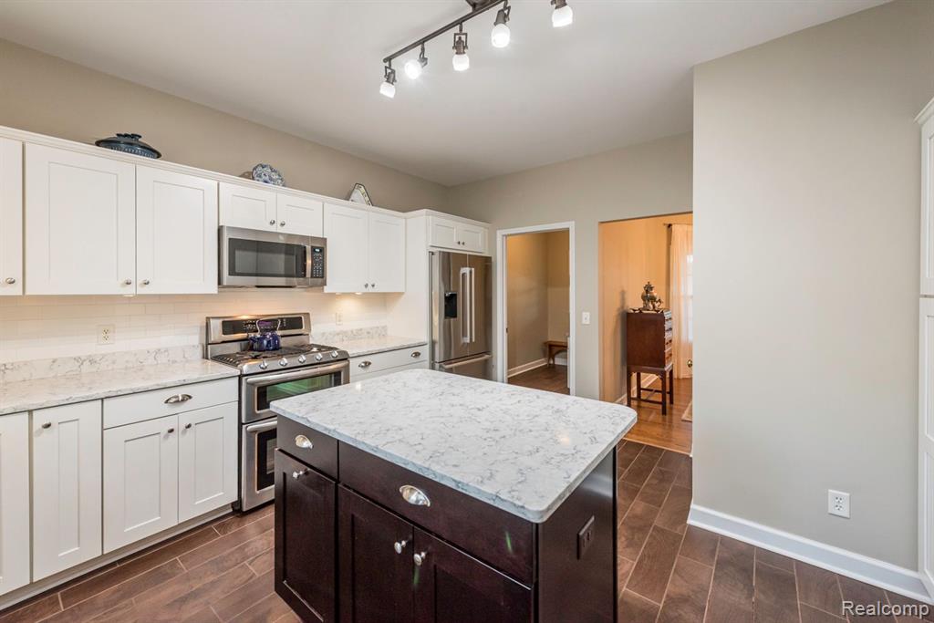 5628 DEER RUN Lane, Dexter, MI 48130 — Photo 10
