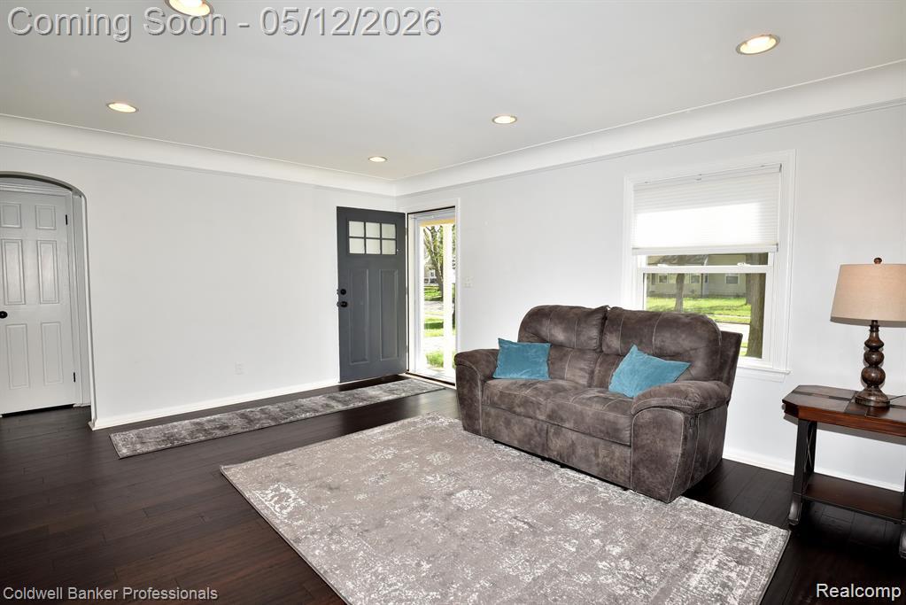 2659 Ellwood Avenue, Berkley, MI 48072 — Photo 2