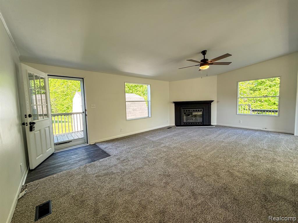 11600 Bay Drive, Fenton, MI 48430 — Photo 2
