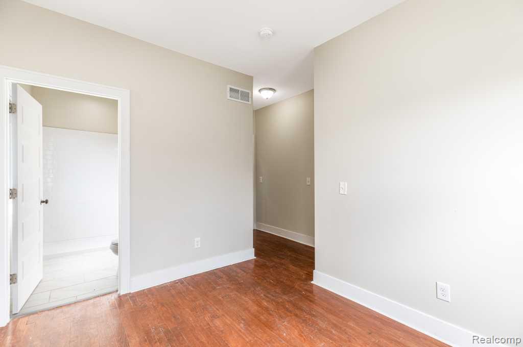 1436 Baldwin Street, Detroit, MI 48214 — Photo 12