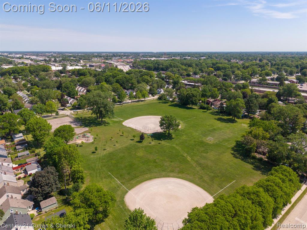 704 N Edison Avenue, Royal Oak, MI 48067 — Photo 41