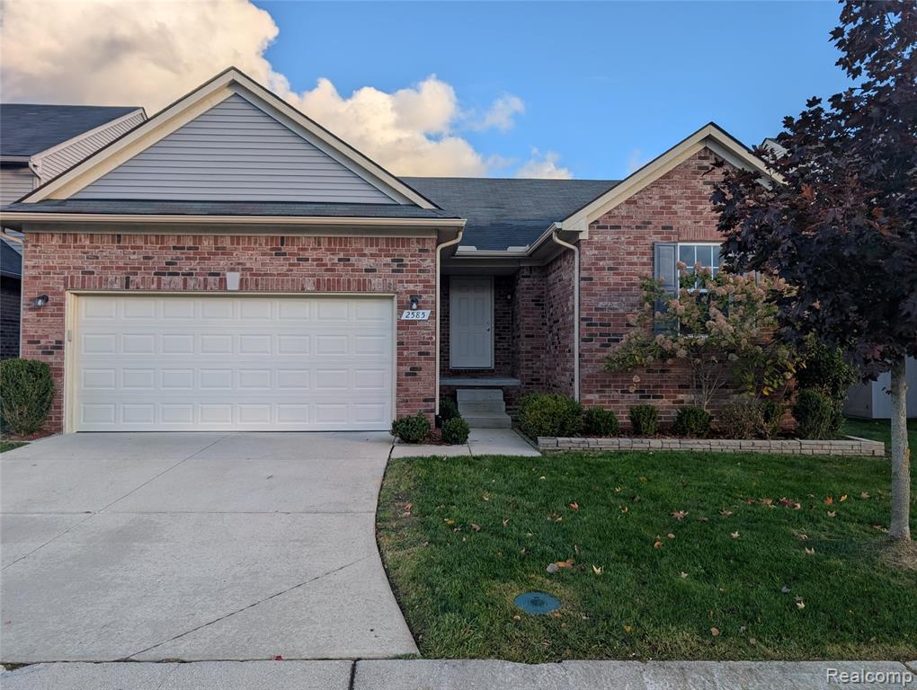 2585 Knollwood Drive, Canton, MI 48188