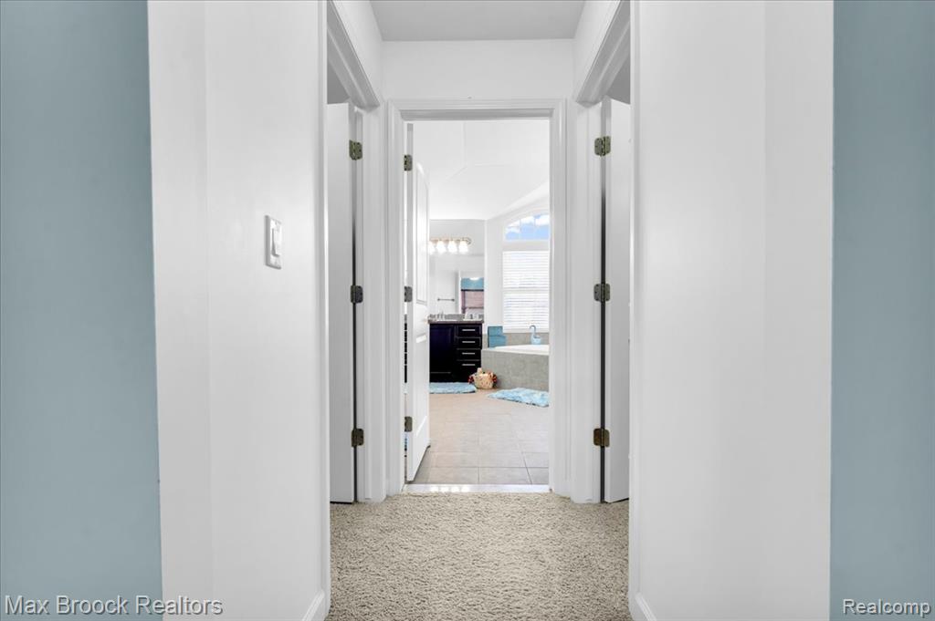 27023 Ladbroke Street, Novi, MI — Photo 26