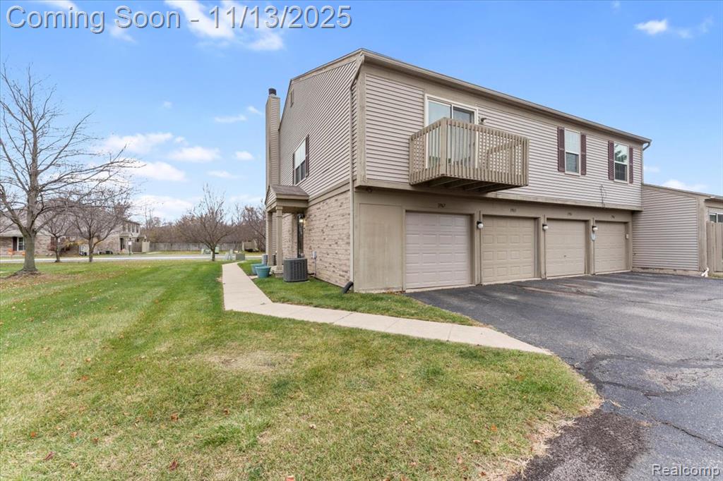 13967 Watersway Drive, Gibraltar, MI — Photo 20