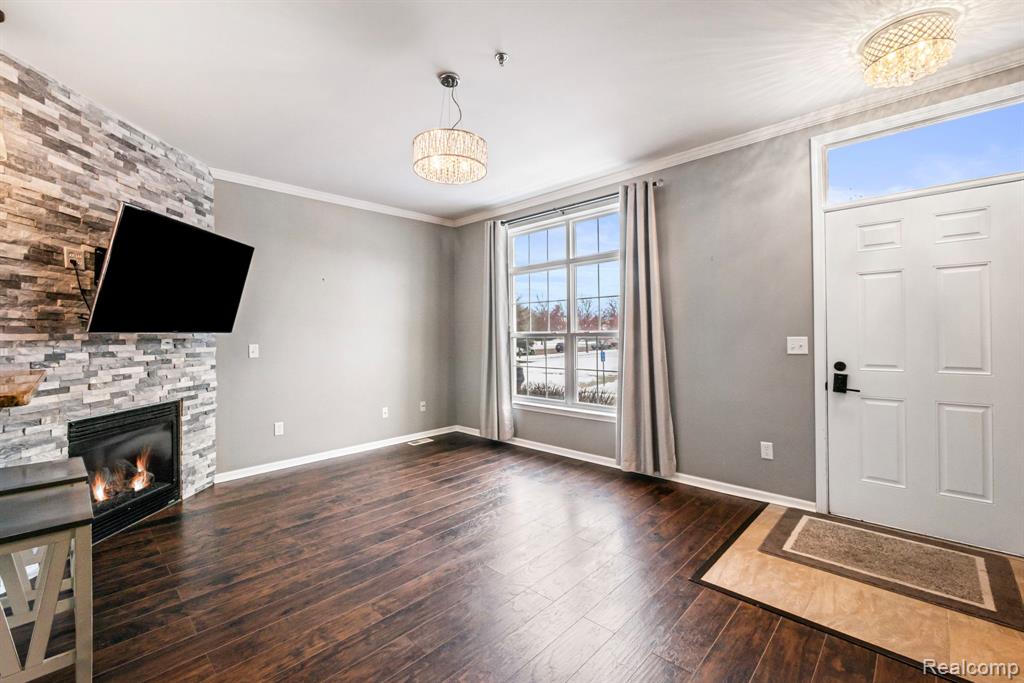 43046 Strand Drive, Sterling Heights, MI 48313 — Photo 19