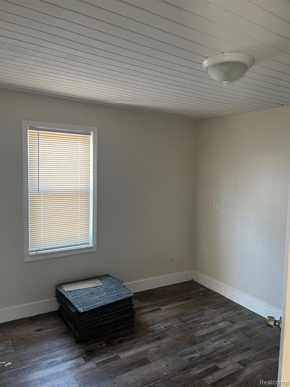 8088 TIMKEN Avenue, Warren, MI 48089 — Photo 2