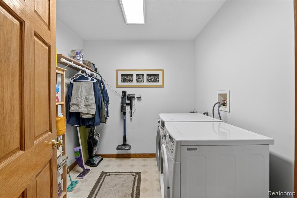 7233 Hague Avenue, Jackson, MI 49201 — Photo 14
