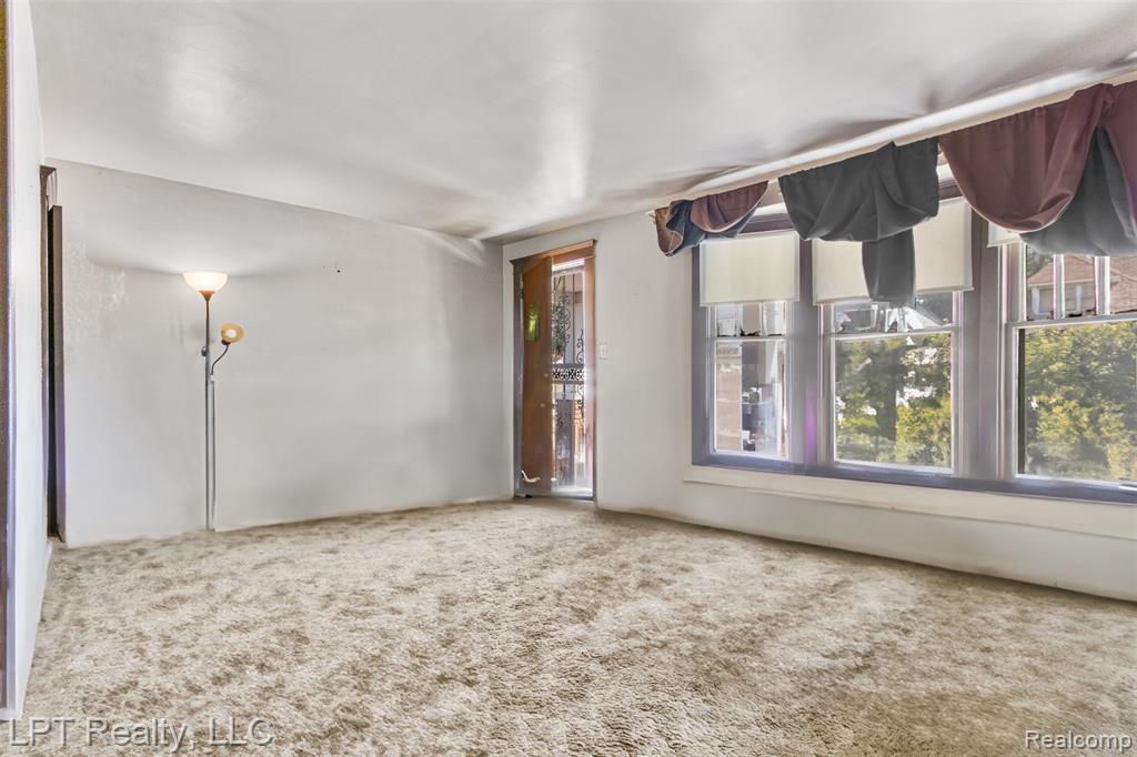 4037 Bewick Street, Detroit, MI 48214 — Photo 14