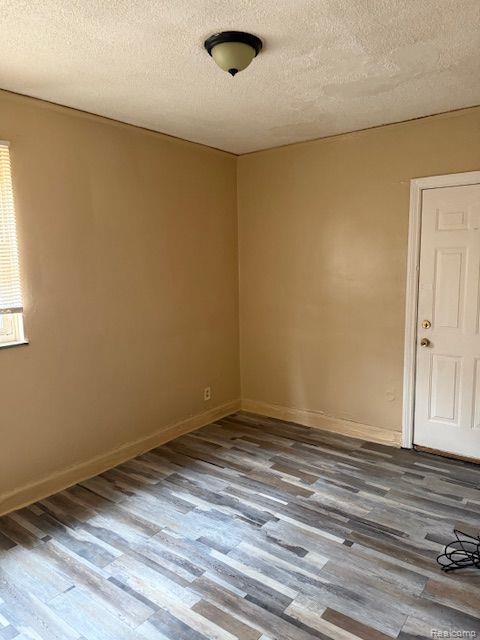 4830 GRAYTON Street, Detroit, MI 48224 — Photo 7