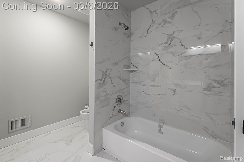 50766 Mistwood Drive, Macomb, MI 48042 — Photo 16