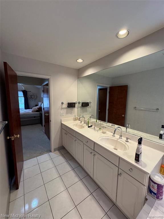 704 Wilkshire Court, Grand Blanc, MI 48439 — Photo 23