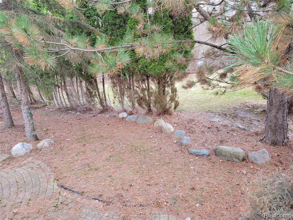 5549 Perrytown Drive, West Bloomfield, MI — Photo 20