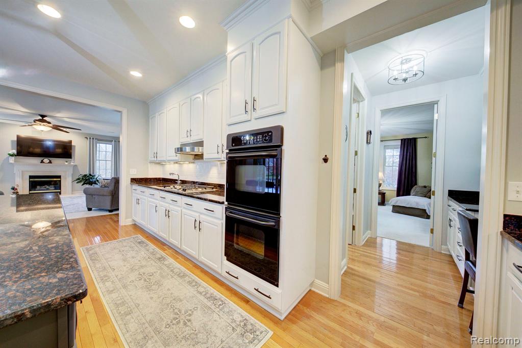 49776 Garfield Lane, Canton, MI 48188 — Photo 30