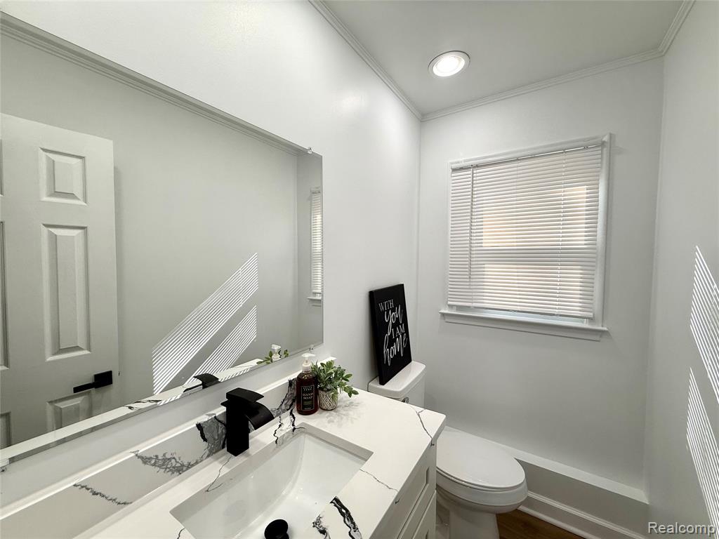 38552 Macintosh Court, Clinton Twp, MI 48036 — Photo 53