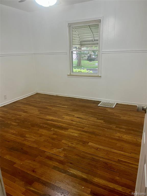 701 Huron Street, Flint, MI 48507 — Photo 14