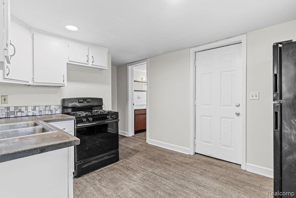 503 Bloomfield Avenue, Pontiac, MI 48341 — Photo 14
