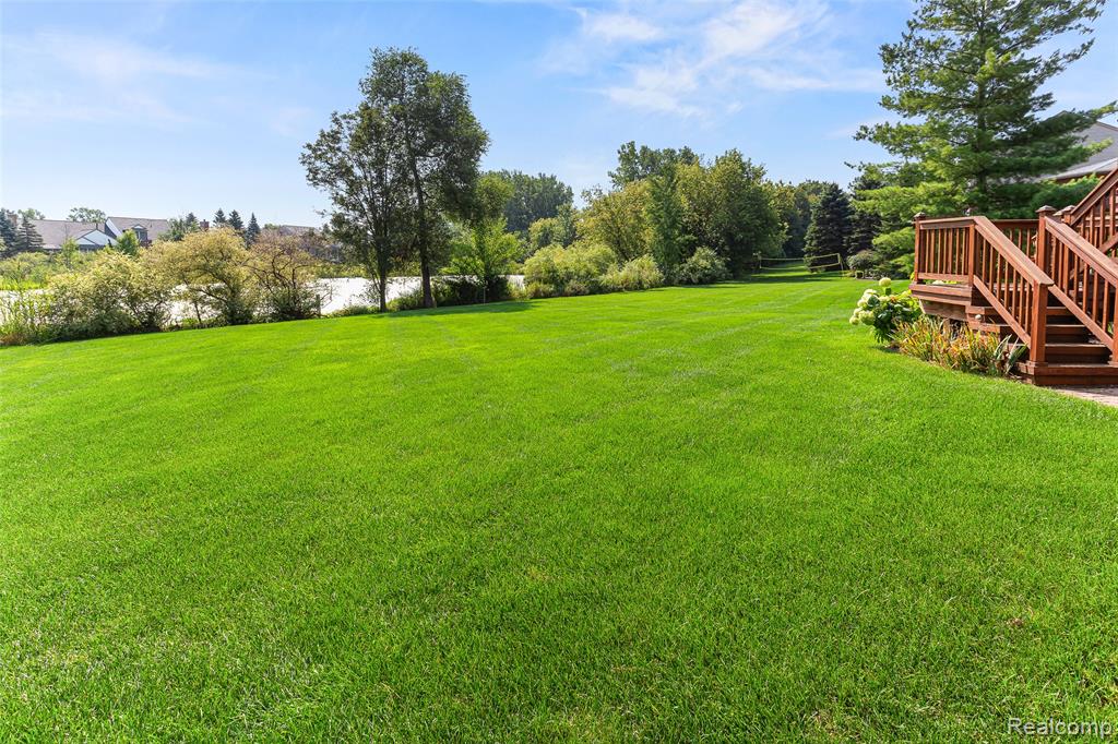 5093 Creekmonte Drive, Rochester, MI 48306 — Photo 46