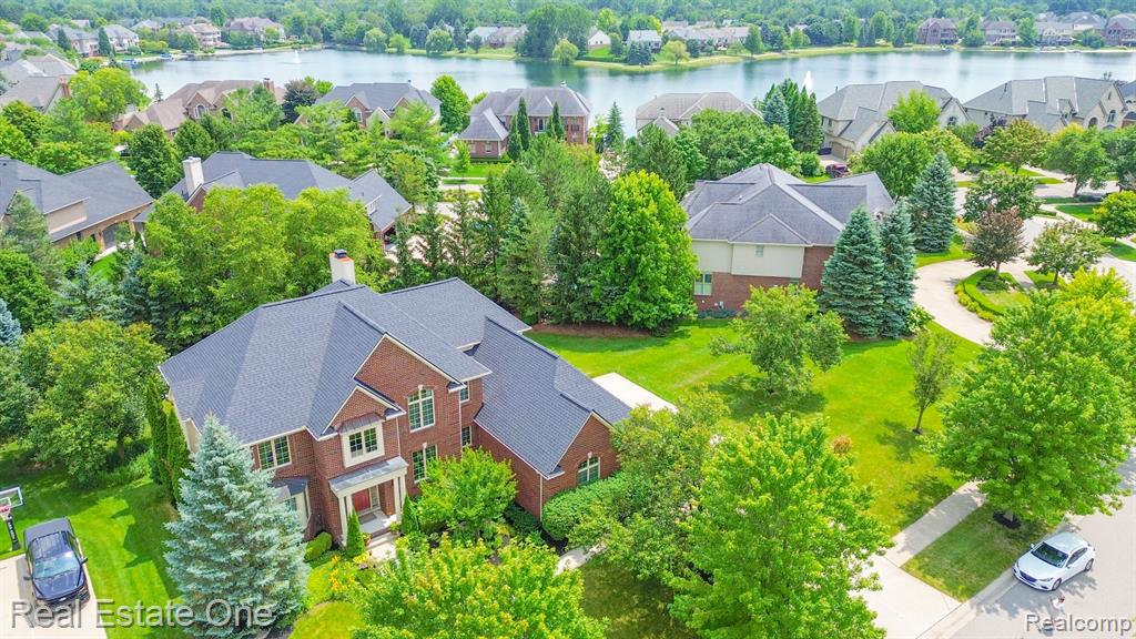 18090 Peninsula Way, Northville, MI 48168 — Photo 10