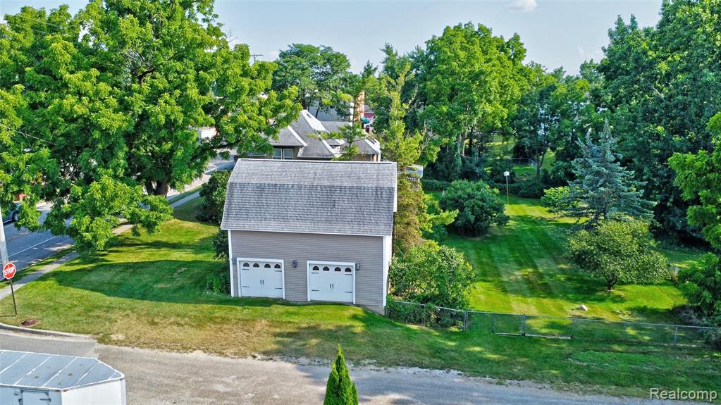 8028 Clarence Street, Goodrich Vlg, MI — Photo 58