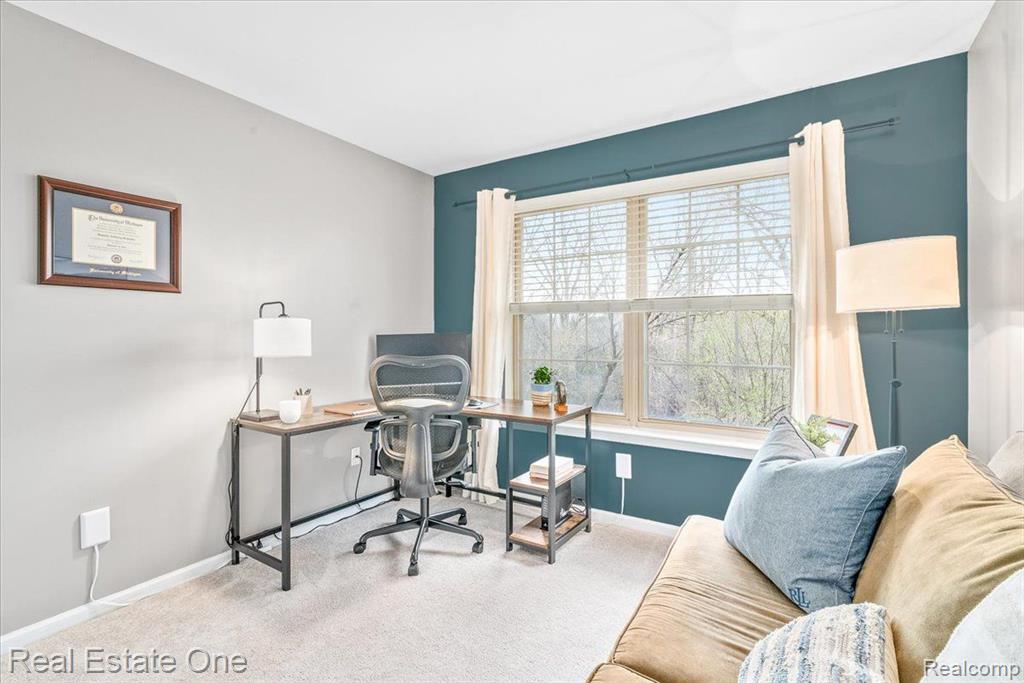 39492 ROCKCREST Lane, Northville, MI 48168 — Photo 26