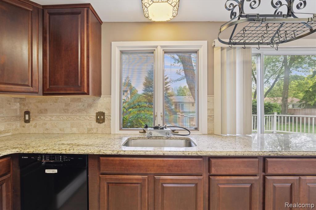 4134 Cypress Drive, Troy, MI 48085 — Photo 16