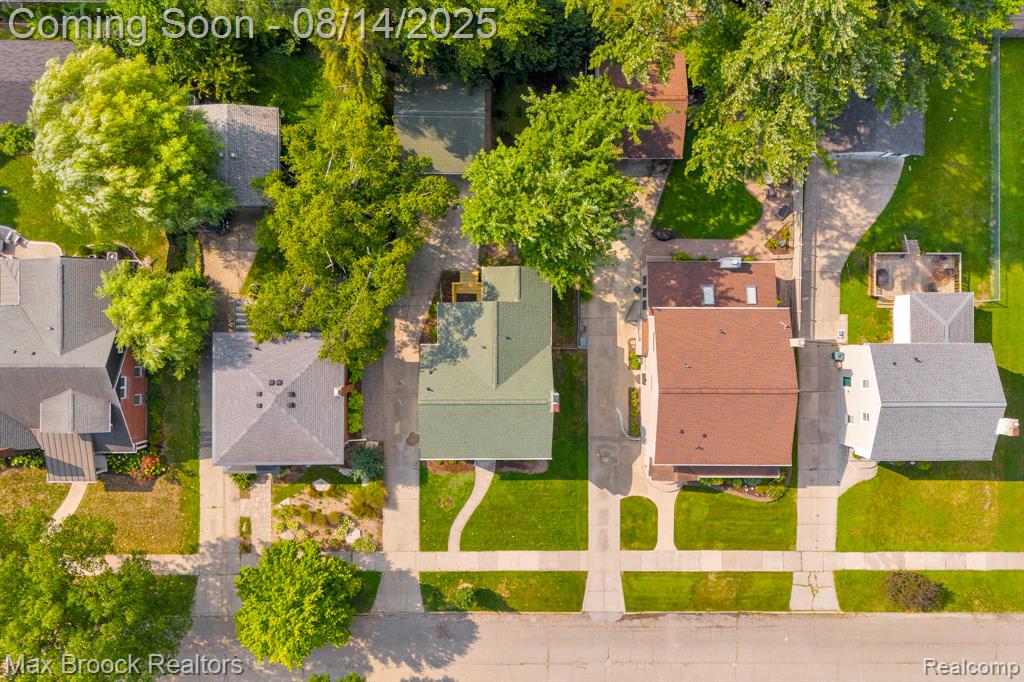 10725 Talbot Avenue, Huntington Woods, MI — Photo 42